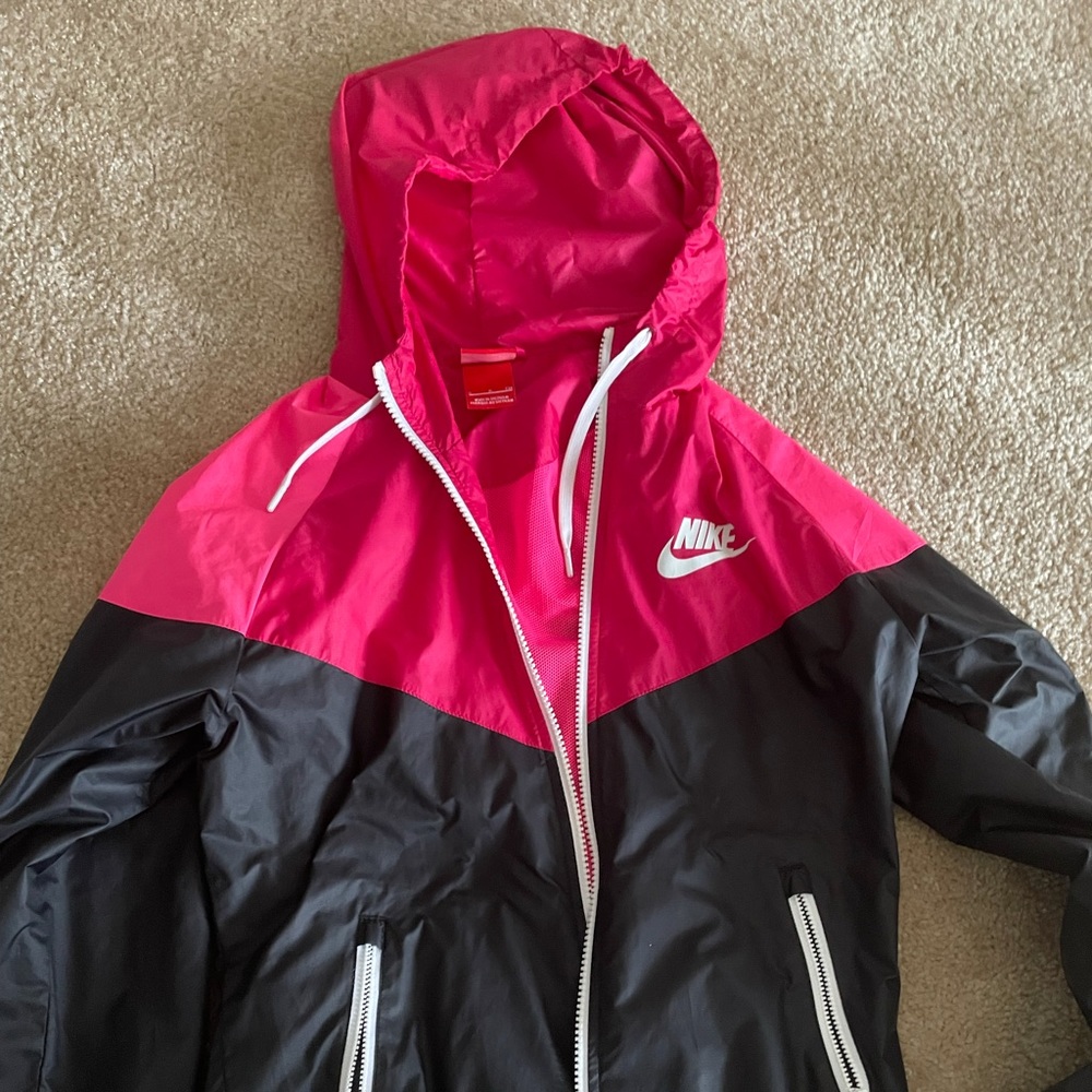 Nike windbreaker